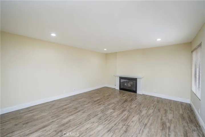 2702 Via Colina 8, Fullerton, California 92835