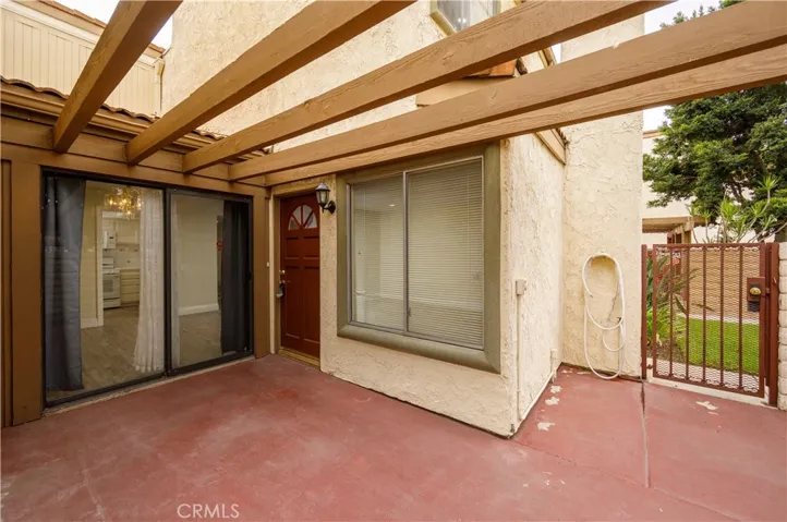 2702 Via Colina 8, Fullerton, California 92835
