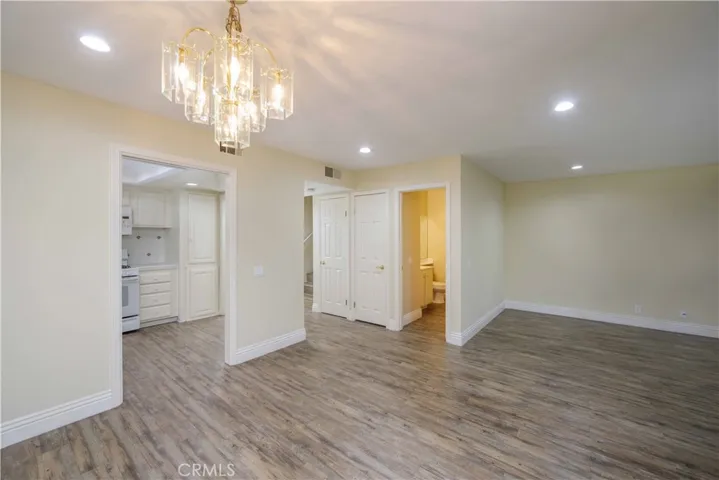 2702 Via Colina 8, Fullerton, California 92835