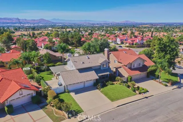 3015 Shauna Drive, Highland, California 92346