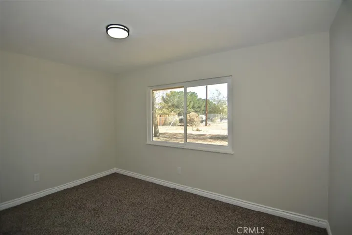 13969 Hopi Road, Apple Valley, California 92307
