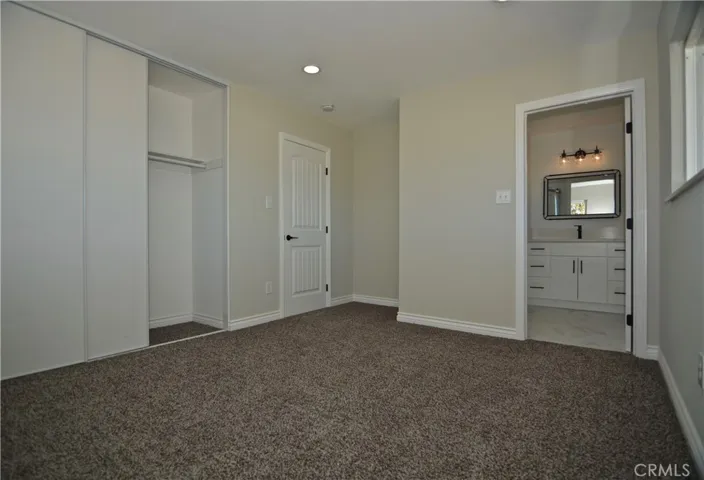 13969 Hopi Road, Apple Valley, California 92307