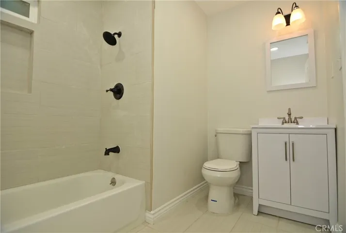 13969 Hopi Road, Apple Valley, California 92307