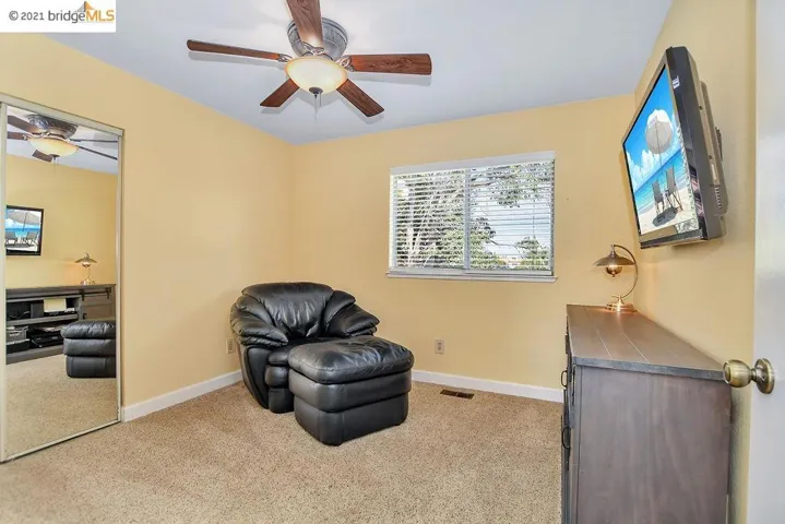 360 W Ruby St, Oakley, California 94561