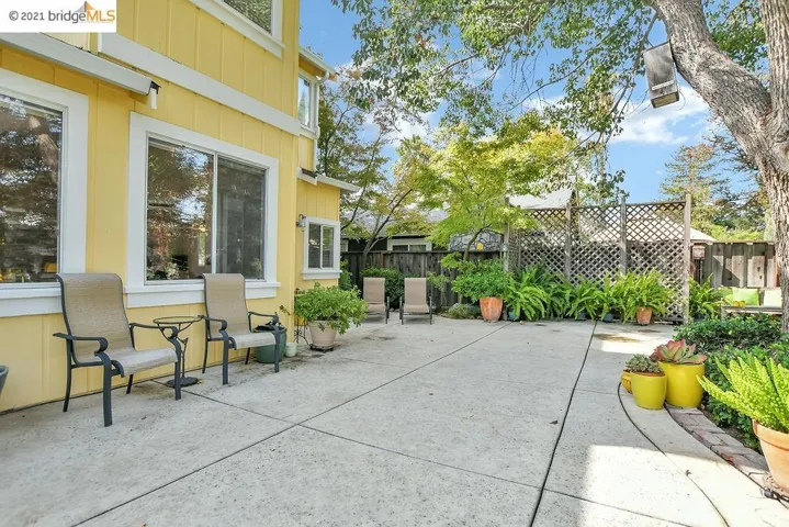 360 W Ruby St, Oakley, California 94561