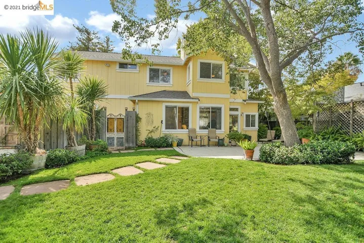 360 W Ruby St, Oakley, California 94561