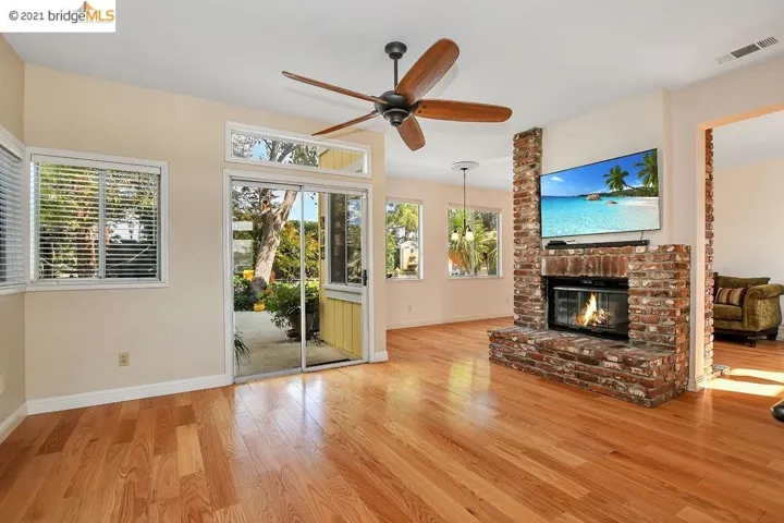360 W Ruby St, Oakley, California 94561