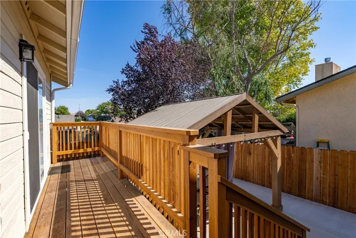 1114 Samantha Drive, Paso Robles, California 93446