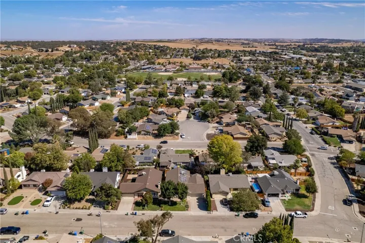 1114 Samantha Drive, Paso Robles, California 93446