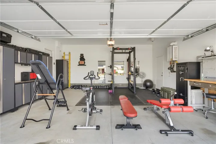 223 Parkview Court, Calimesa, California 92320