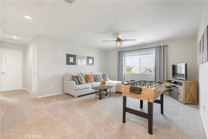 223 Parkview Court, Calimesa, California 92320