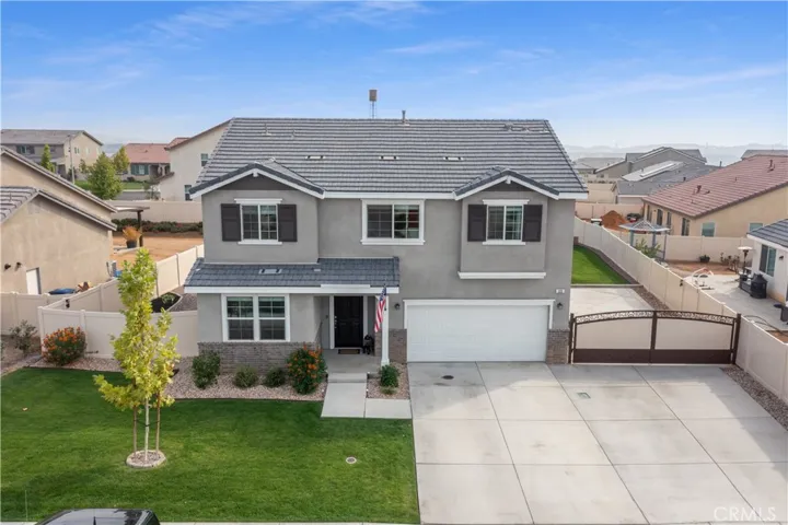 223 Parkview Court, Calimesa, California 92320