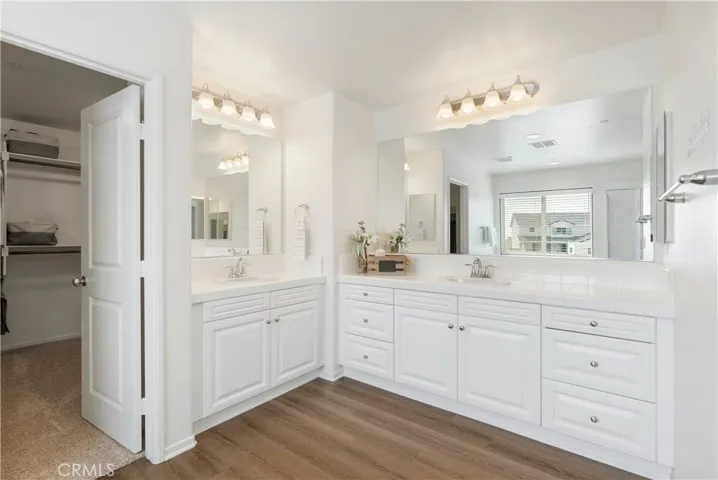 223 Parkview Court, Calimesa, California 92320