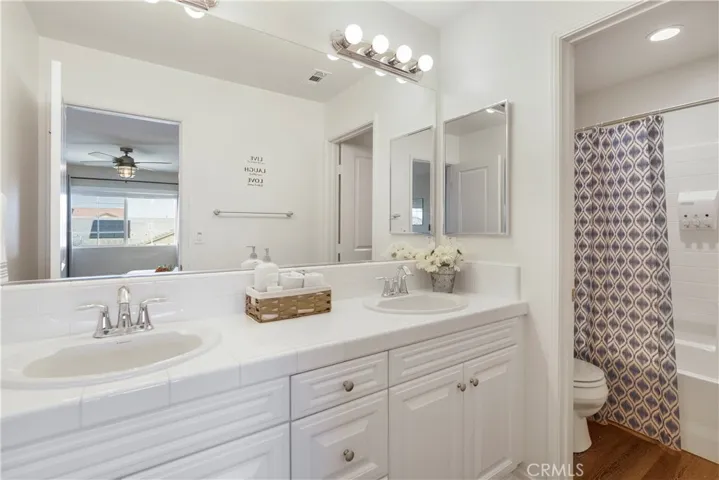 223 Parkview Court, Calimesa, California 92320