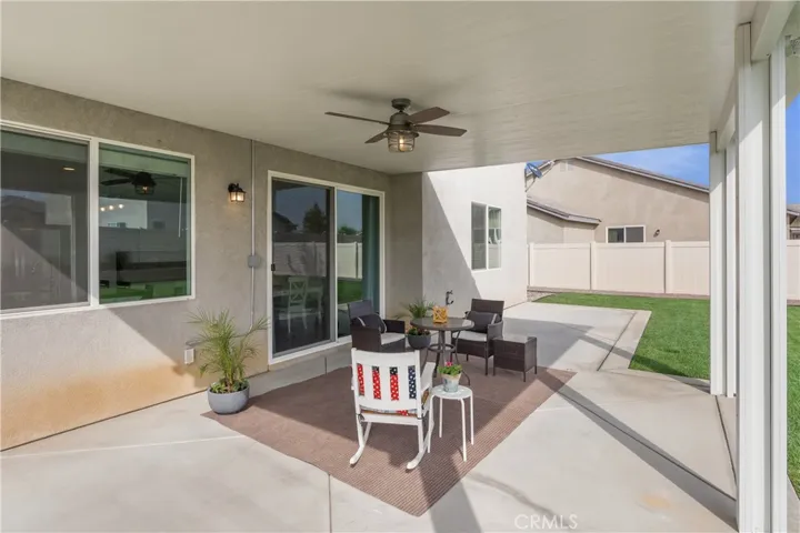 223 Parkview Court, Calimesa, California 92320