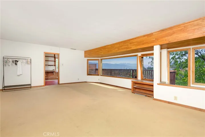 11543 Laurelcrest Drive, Studio City, California 91604