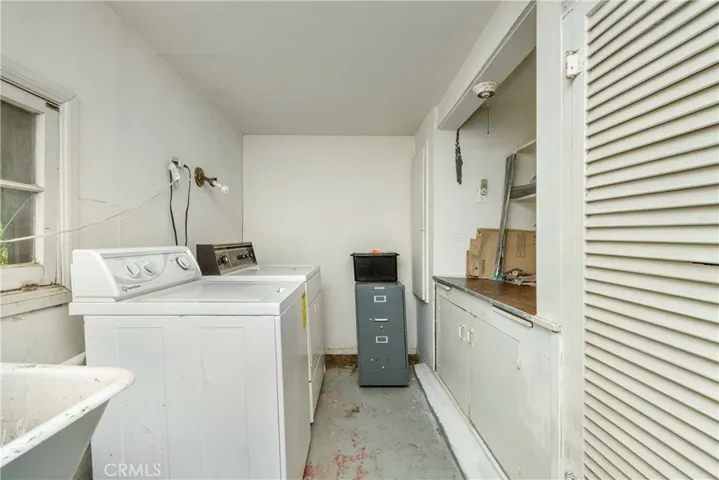 11543 Laurelcrest Drive, Studio City, California 91604