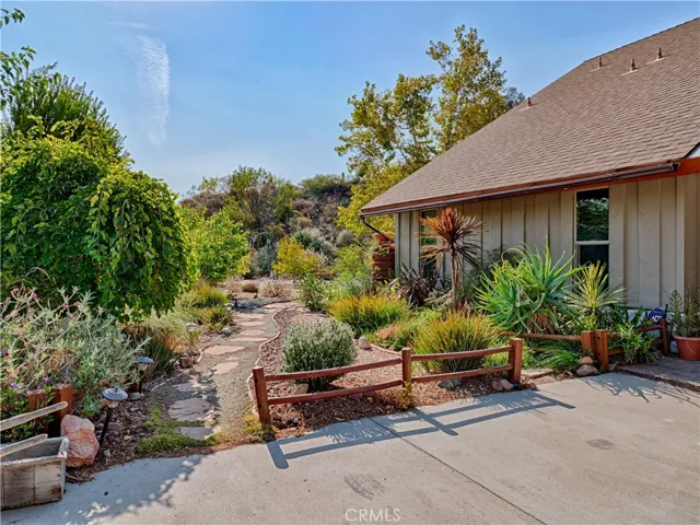 15004 Daffodil Avenue, Canyon Country, California 91387