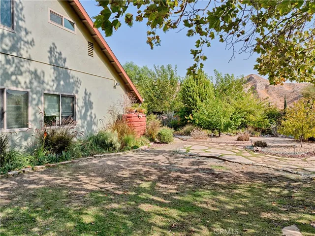 15004 Daffodil Avenue, Canyon Country, California 91387