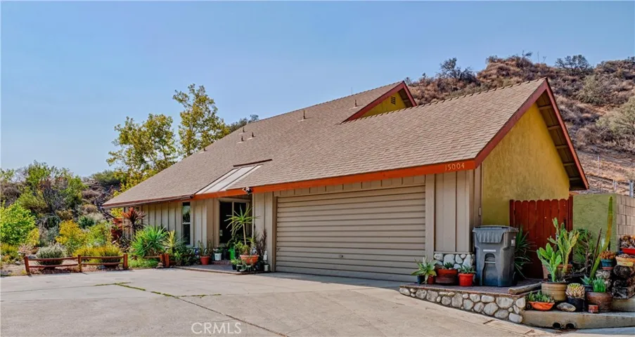 great earth tones to compliment the garden. Note color of the right side of the house is not yellow, but sage green
