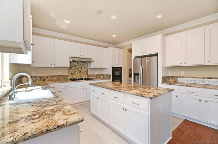 16156 Cayenne Creek Rd, San Diego, California 92127