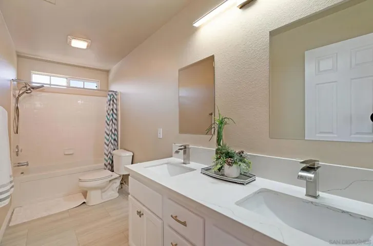 16156 Cayenne Creek Rd, San Diego, California 92127