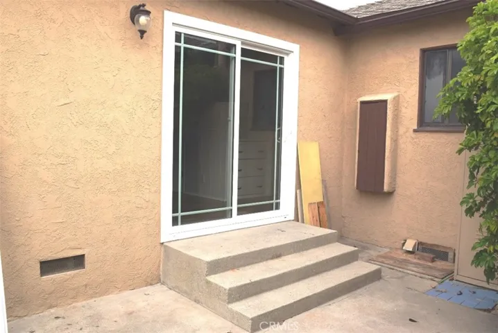 5514 W 122nd Street, Hawthorne, California 90250