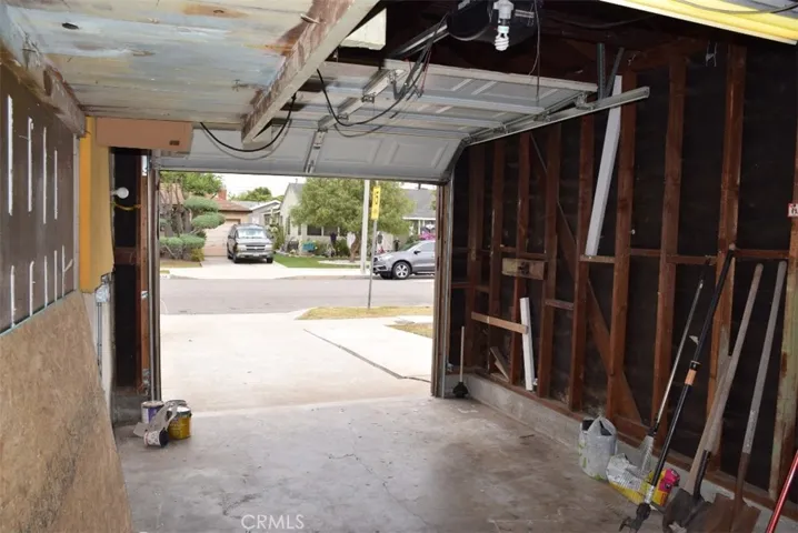 5514 W 122nd Street, Hawthorne, California 90250