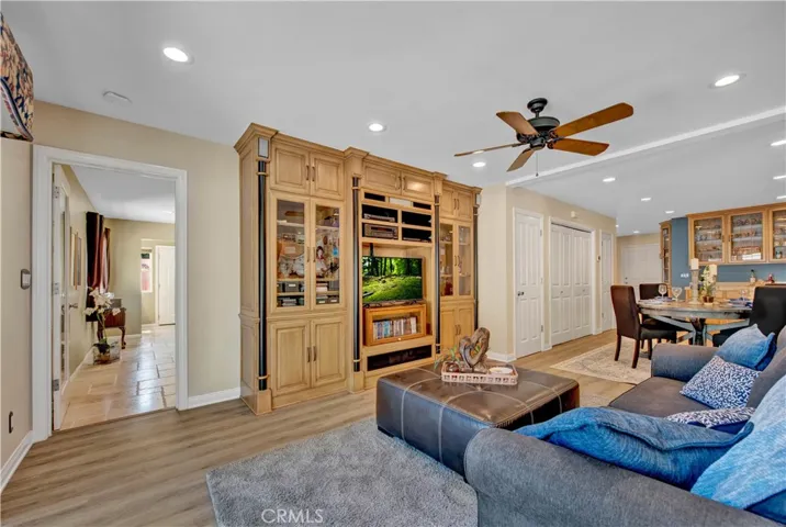 9853 Toucan Circle, Fountain Valley, California 92708