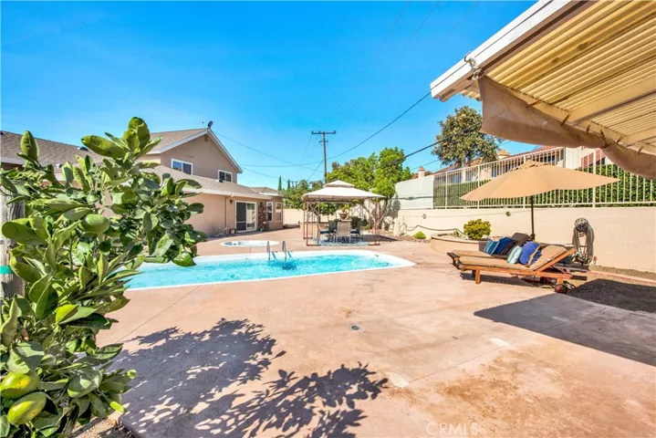 9853 Toucan Circle, Fountain Valley, California 92708