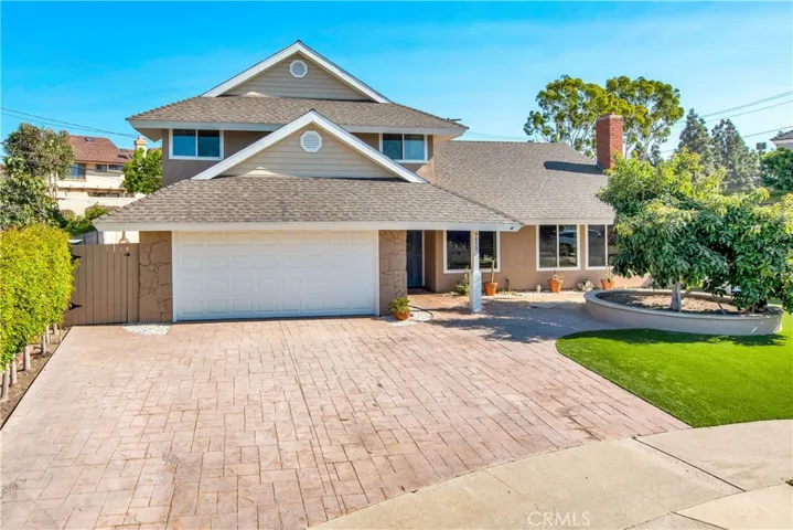 9853 Toucan Circle, Fountain Valley, California 92708