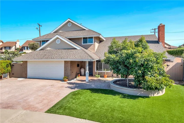 9853 Toucan Circle, Fountain Valley, California 92708