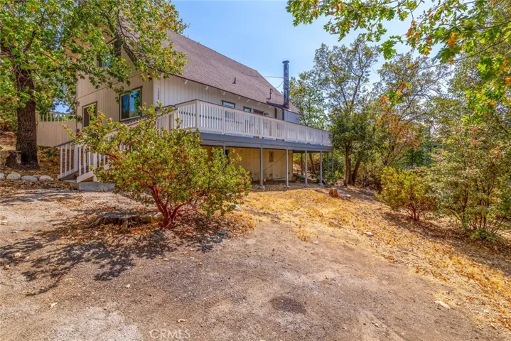1208 Yosemite Drive, Lake Arrowhead, California 92352