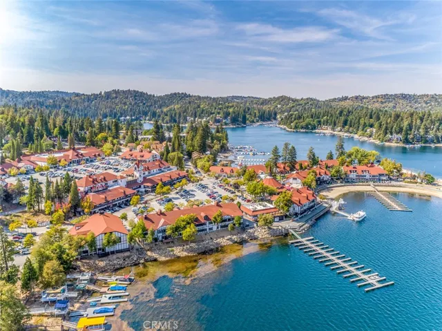 1208 Yosemite Drive, Lake Arrowhead, California 92352