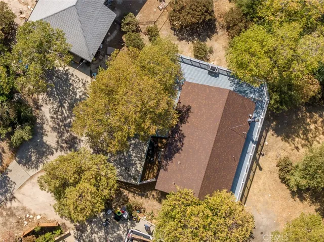 1208 Yosemite Drive, Lake Arrowhead, California 92352