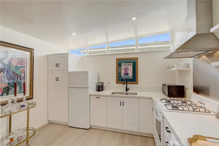 15519 Halcourt Avenue, Norwalk, California 90650