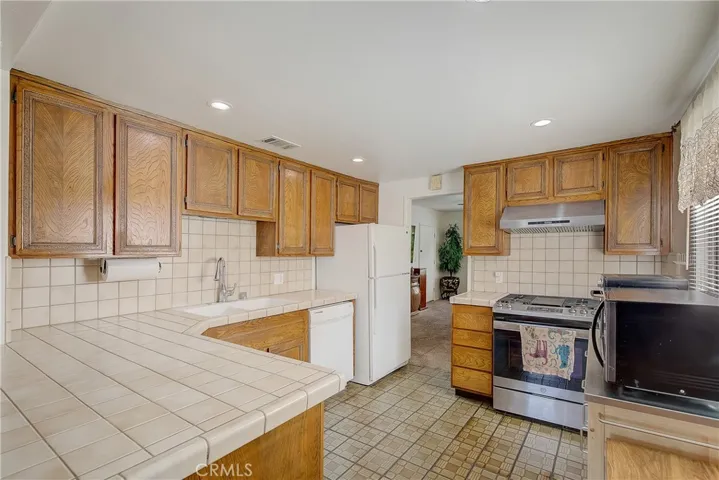 15519 Halcourt Avenue, Norwalk, California 90650