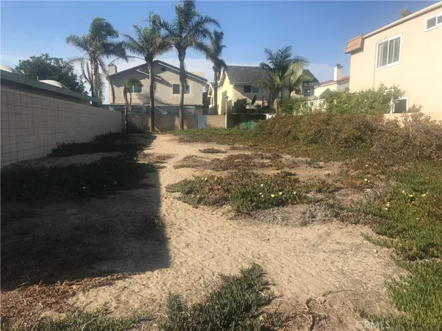 5135 Seabreeze Way, Oxnard, California 93035