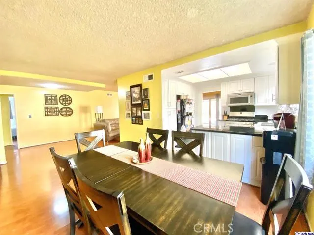 8201 Mary Ellen Avenue, North Hollywood, California 91605