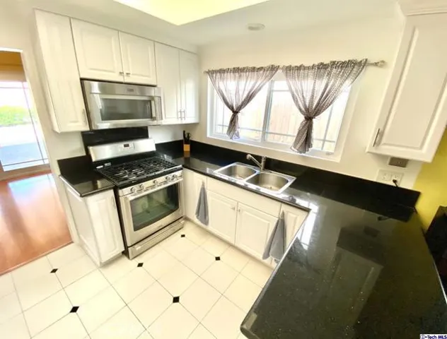 8201 Mary Ellen Avenue, North Hollywood, California 91605