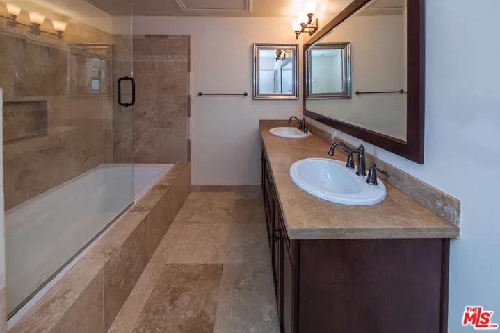 4176 Lafayette Place, Culver City, California 90232