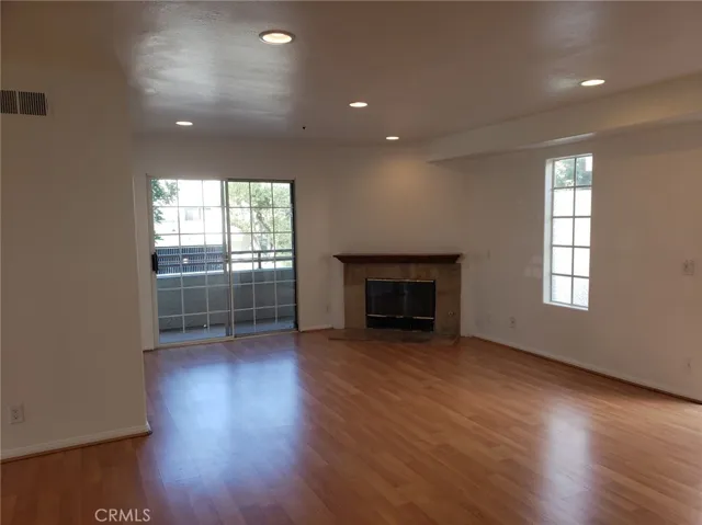 1660 W 220th Street 1, Torrance, California 90501