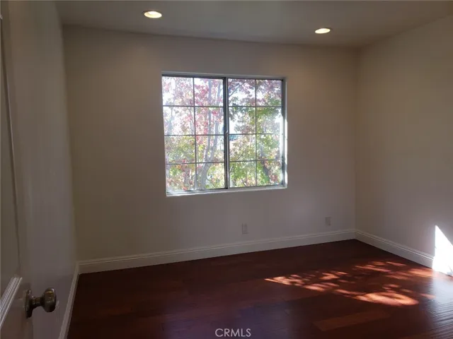 1660 W 220th Street 1, Torrance, California 90501