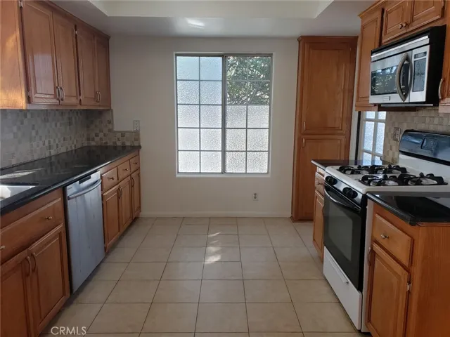 1660 W 220th Street 1, Torrance, California 90501