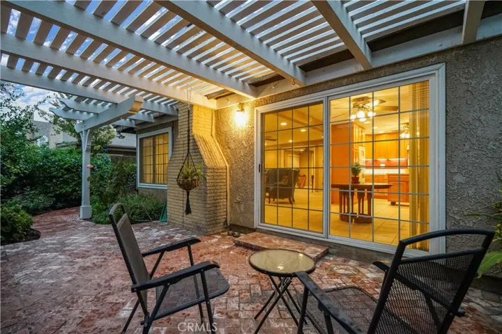9930 Owensmouth Avenue 3, Chatsworth, California 91311