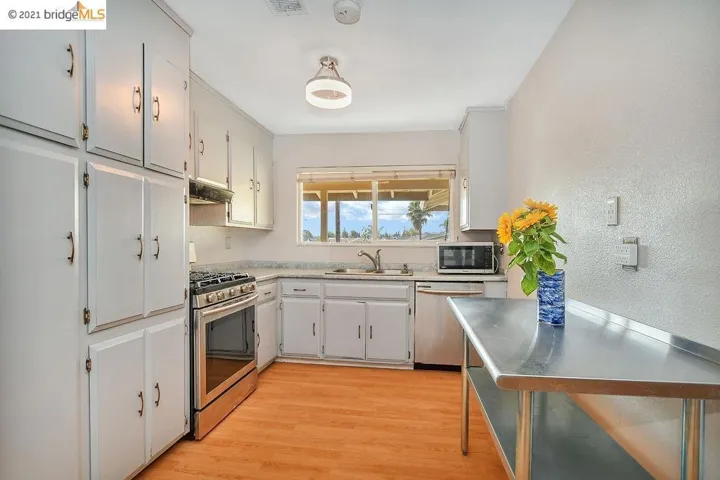 1557 Jacobsen Street, Antioch, California 94509