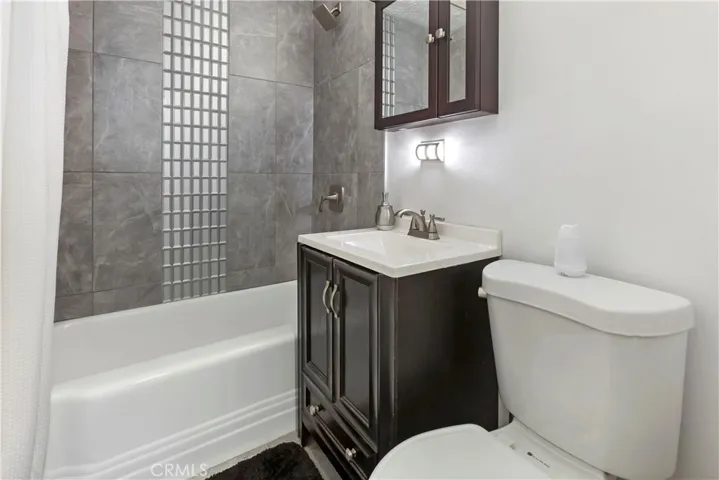 11504 Alclad Avenue, Whittier, California 90605