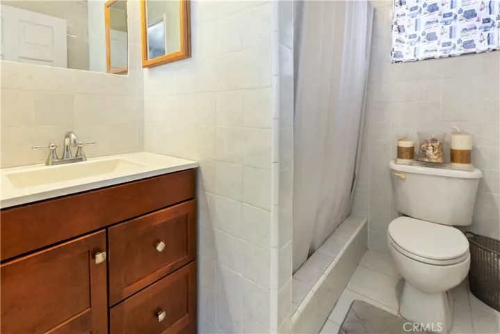 11504 Alclad Avenue, Whittier, California 90605