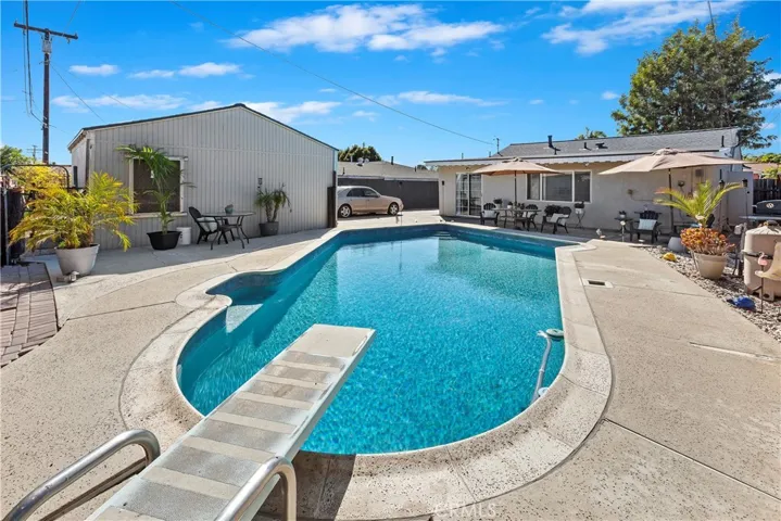 11504 Alclad Avenue, Whittier, California 90605