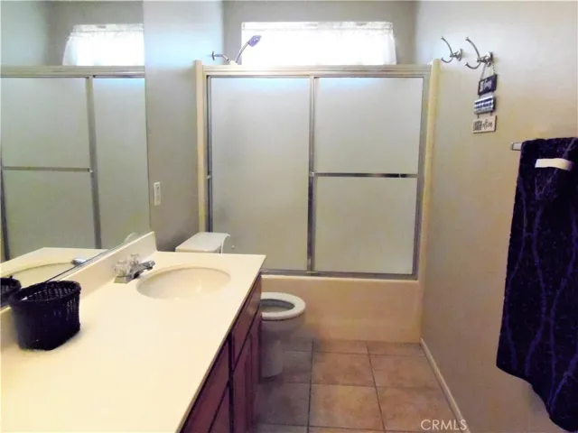 Upstairs Bath